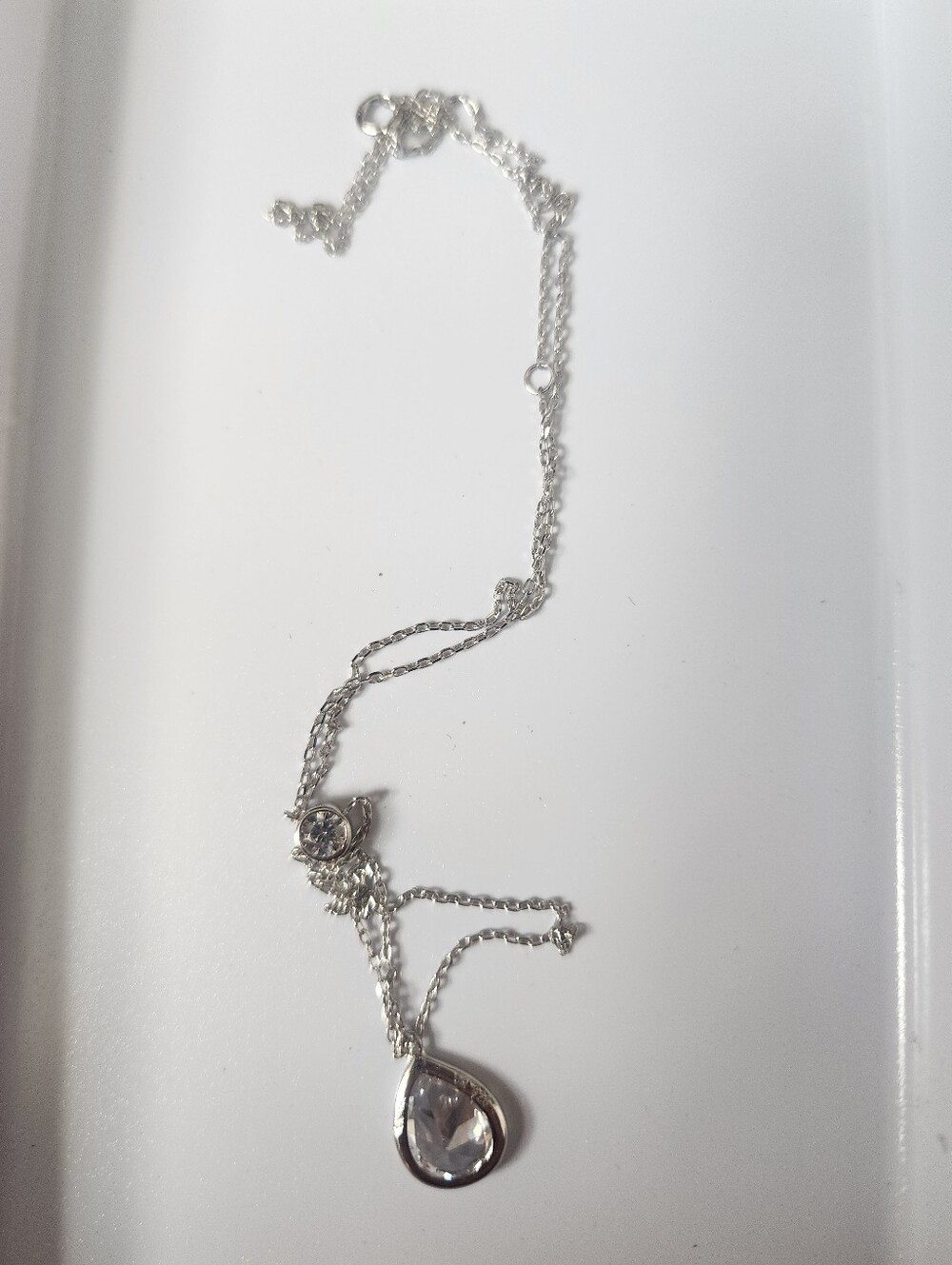 Silver Teardrop Crystal Pendant Necklace - Elegant Women's Jewelry #25